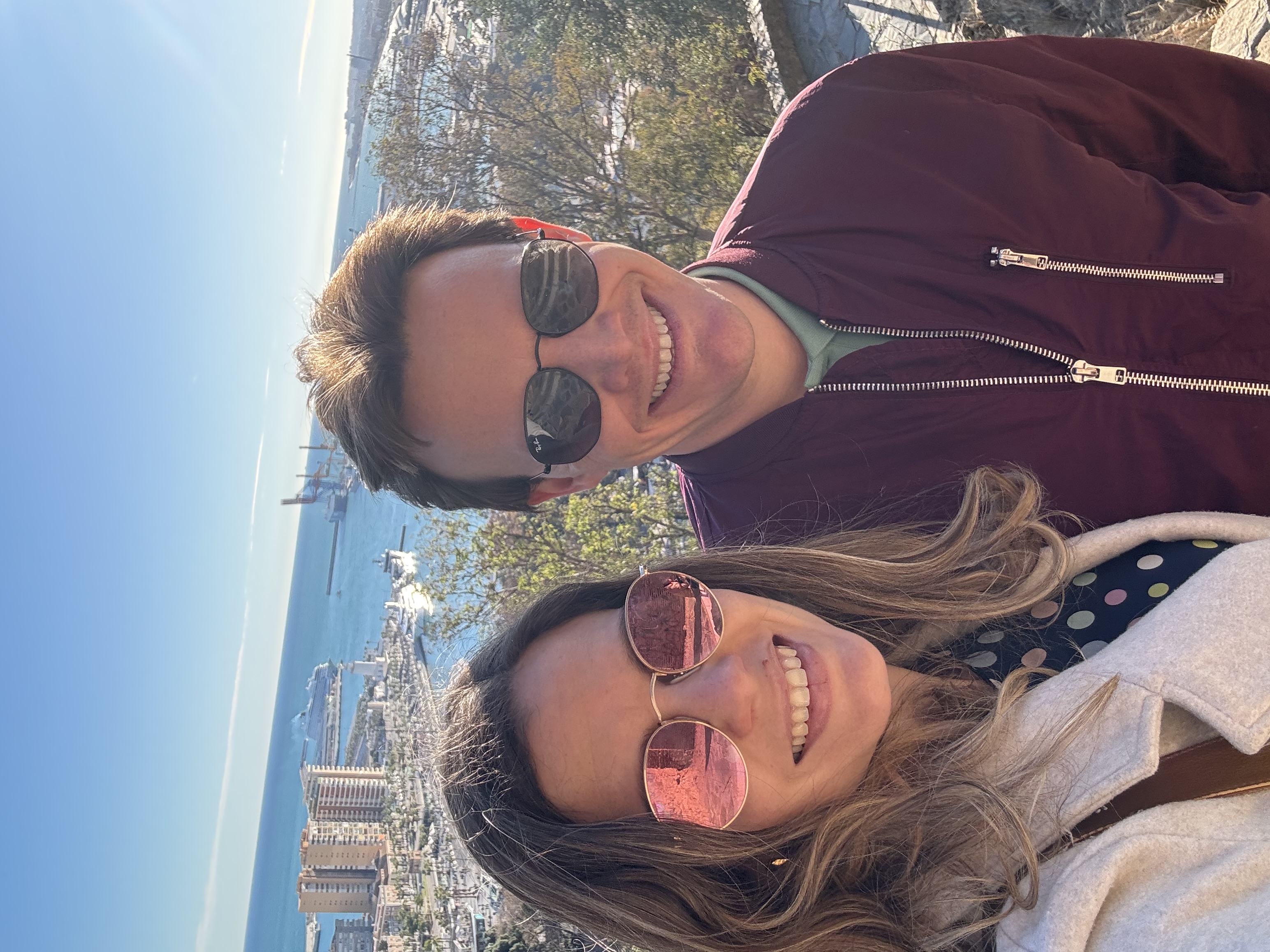 Who would have thought that in 2021 you could still meet someone skating in a park? Since then, we started getting to know each other until we have arrived here, to celebrate our story with all of you.